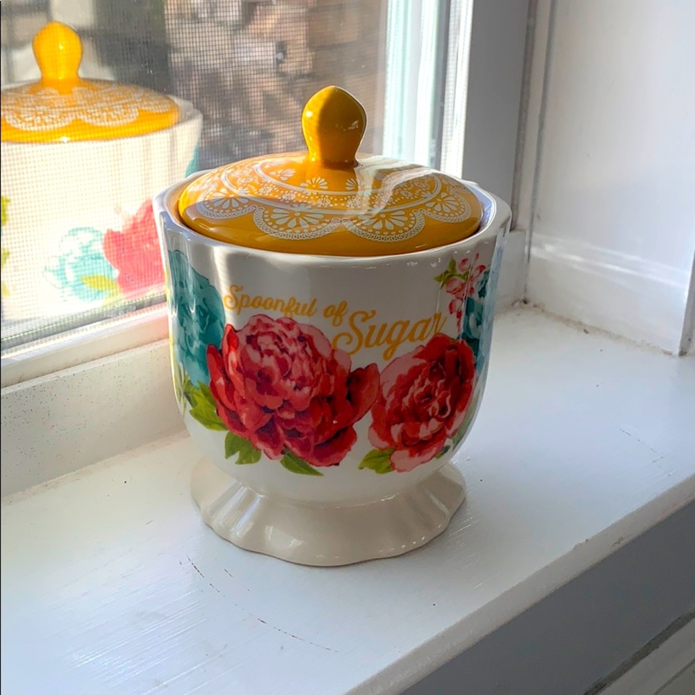 Pioneer Women Sugar Keeper